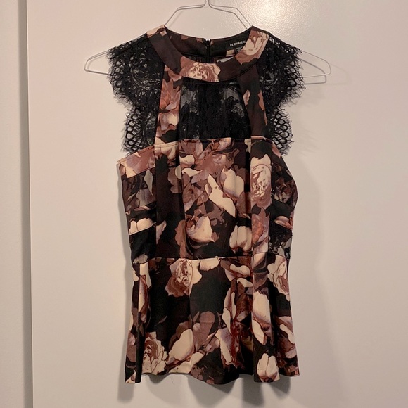 Floral blouse - Picture 1 of 2